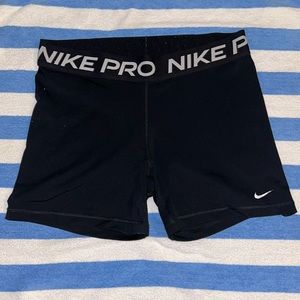 Nike pro 3” shorts. Size: XL